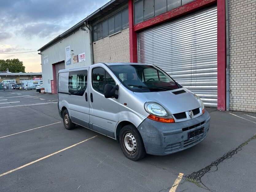 Renault Trafic 380.000 km 3.499 € Mainz 55120