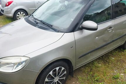 Skoda Fabia 223.000 km 1.990 &euro; Chemnitz 09114
