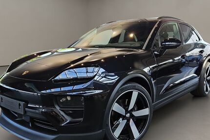 Porsche Macan 8.000 km 91.300 € Aachen 52068