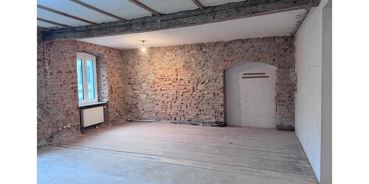Mehrfamilienhaus, Wohnhaus Selb - 8 Zimmer, 268 m&sup2;, 195.000&euro; | Angebot:26988233