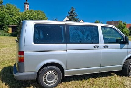 VW T5 Transporter 245.000 km 8.900 &euro; Dischingen 89561