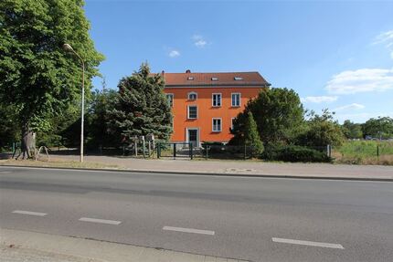 Neuer Preis! Schönes Mehrfamilienhaus im Ortskern von Caputh 14 zimmer
