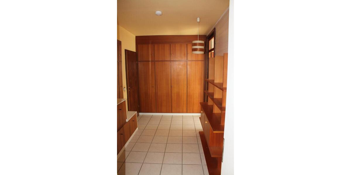 Bungalow Michelstadt - 5 Zimmer, 154 m&sup2;, 1.540&euro; | Angebot:24828710