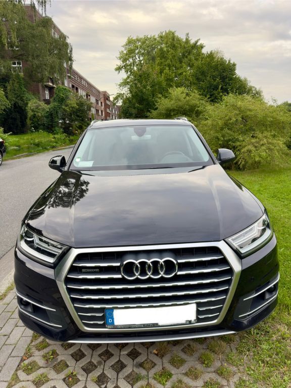 Q7