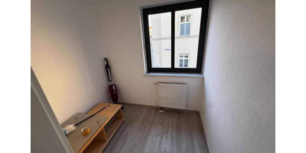 Etagenwohnung Stendal - 2.5 Zimmer, 73 m&sup2;, 657&euro; | Angebot:26406855