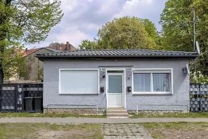 Haus mit Grundstück zu vermieten in LindenbergTauche. 300m Edeka 2 zimmer