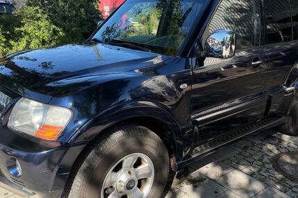 Mitsubishi Pajero 167.000 km 2.999 € München Trudering-Riem 81825