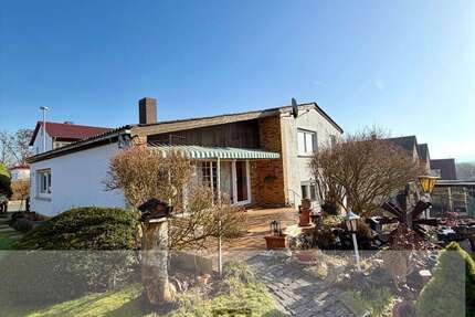 Haus Schwalmstadt - 7 Zimmer, 162 m&sup2;, 299.000&euro; | Angebot:26020862