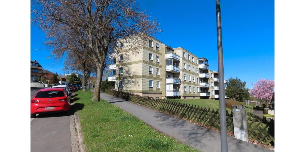 Etagenwohnung Marktredwitz - 3 Zimmer, 80 m&sup2;, 660&euro; | Angebot:26423273