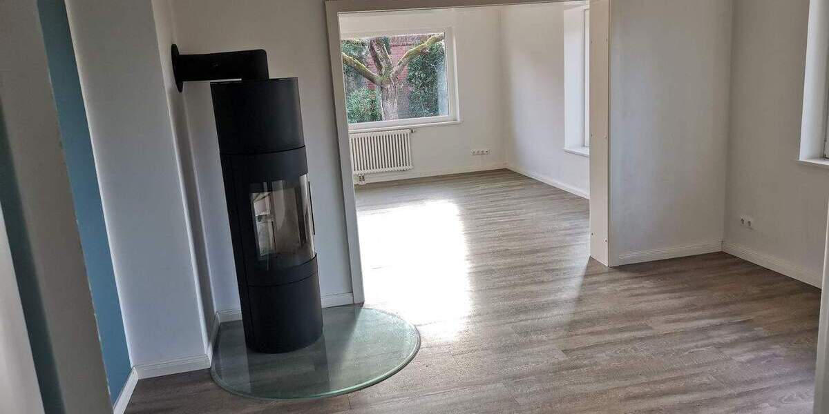Einfamilienhaus Buxtehude - 5 Zimmer, 180 m&sup2;, 2.200&euro; | Angebot:25800824