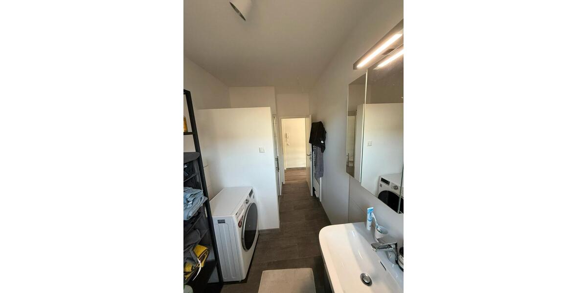 Dachgeschoßwohnung Stade - 3 Zimmer, 80 m&sup2;, 1.120&euro; | Angebot:26479300