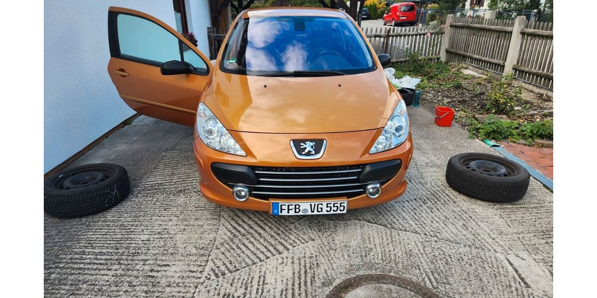 Peugeot 307 160.800 km 1.499 &euro; Puchheim 82178