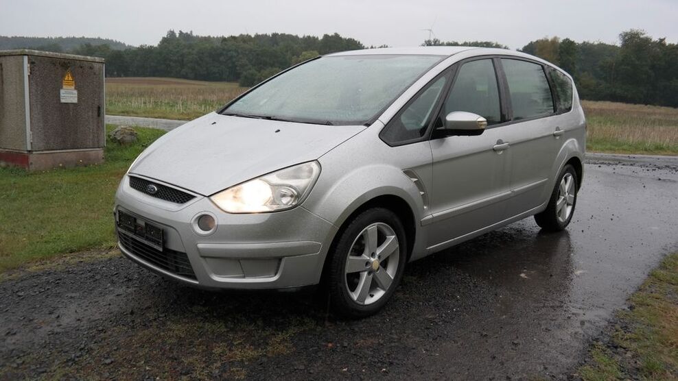 Ford Galaxy 199.999 km 2.990 € Grebenau-Wallersdorf 36323