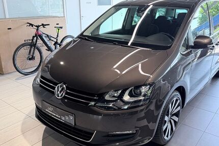 VW Sharan 88.000 km 22.950 &euro; Köln 51103