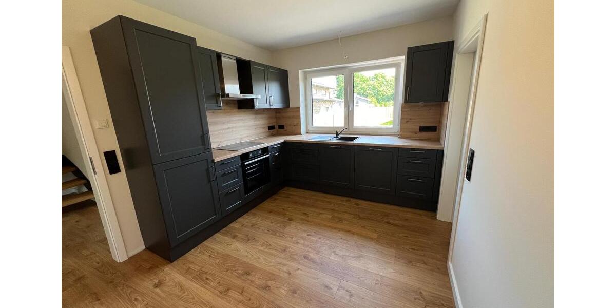 Doppelhaushälfte Bremervörde - 4 Zimmer, 140 m&sup2;, 1.600&euro; | Angebot:25236575