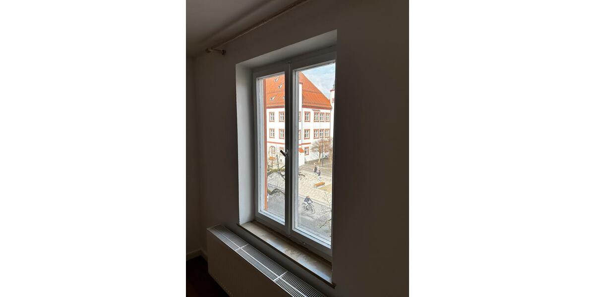 Etagenwohnung Ingolstadt - 2 Zimmer, 73 m&sup2;, 325.000&euro; | Angebot:27002253