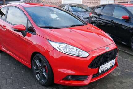 Ford Fiesta 123.186 km 11.990 € Selm 59379
