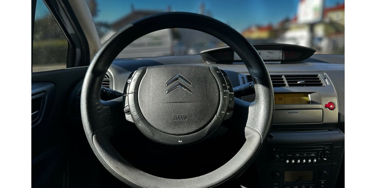 Citroen C4 Tonic 140.300 km 5.995 &euro; Meißen 01662