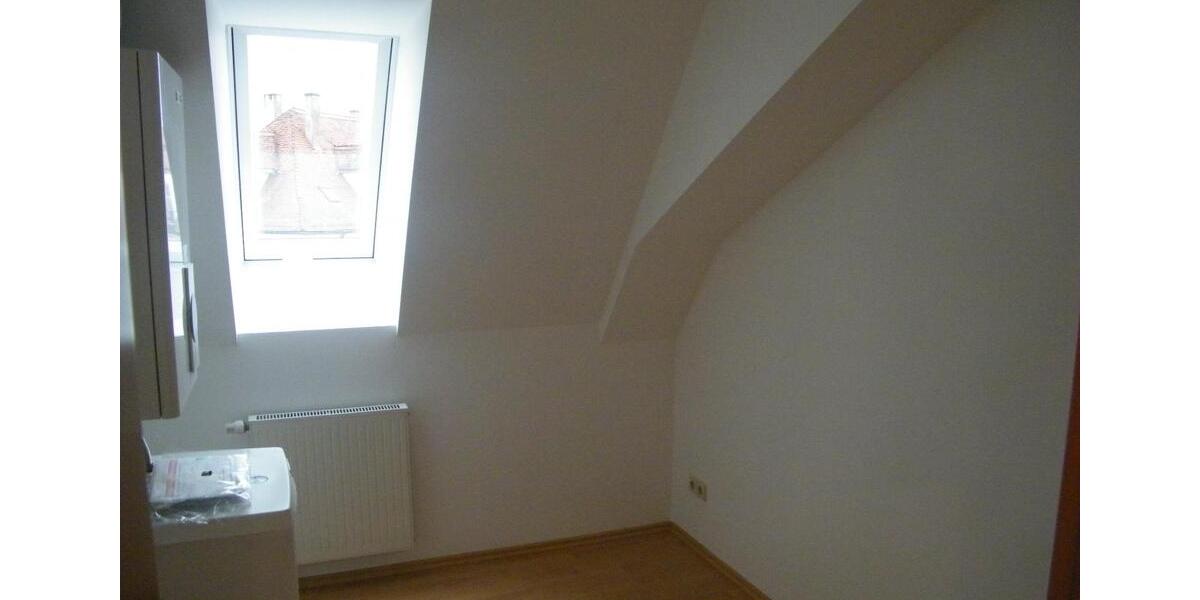 Etagenwohnung Nördlingen - 2 Zimmer, 65 m&sup2;, 330&euro; | Angebot:26317532