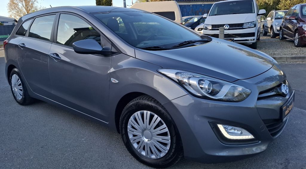 Hyundai i30 89.000 km 8.800 &euro; Derenburg 38895