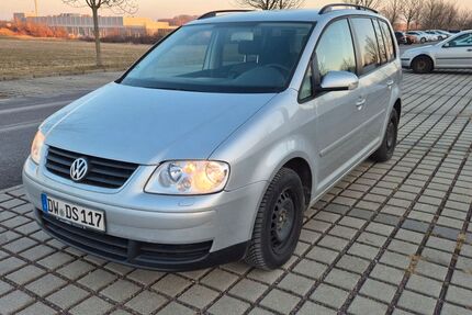 VW Touran 78.000 km 4.990 &euro; Rabenau 01734
