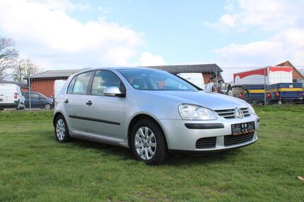 VW Golf 355.000 km 700 &euro; Voltlage bei Osnabrück 49599