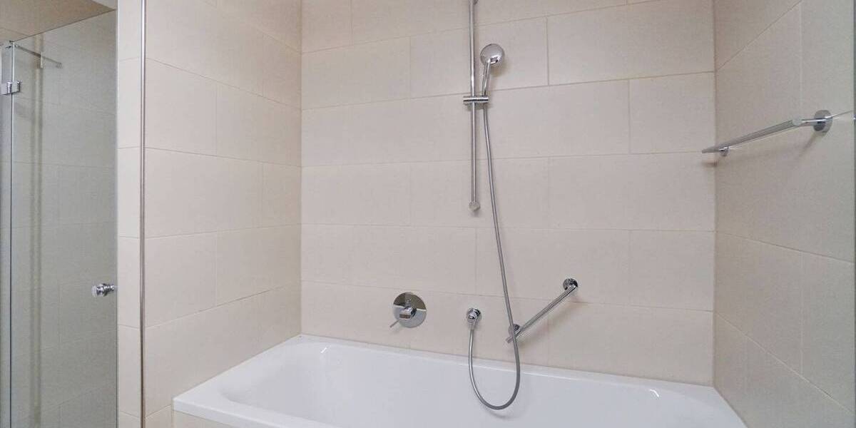 Etagenwohnung Berlin Moabit - 3 Zimmer, 106 m&sup2;, 2.450&euro; | Angebot:26865520