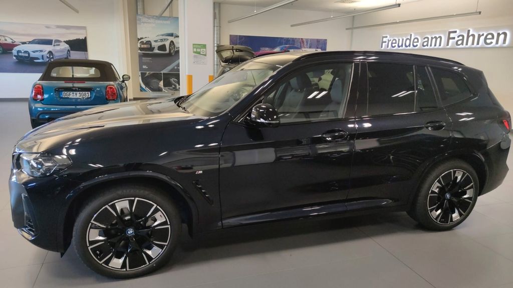 BMW iX3 50.000 km 40.900 &euro; Wackersdorf 92442