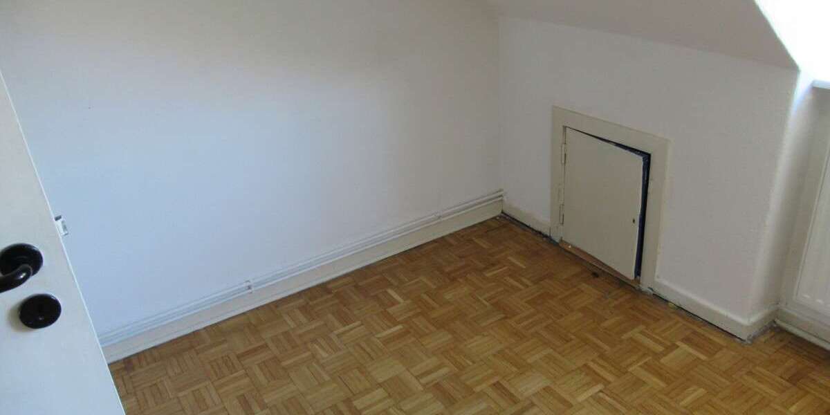 Etagenwohnung Kiel Vorstadt - 1 Zimmer, 30 m&sup2;, 360&euro; | Angebot:26387469