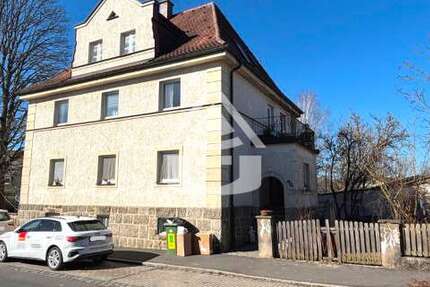 Haus Wunsiedel - 11 Zimmer, 265 m&sup2;, 159.000&euro; | Angebot:27344962