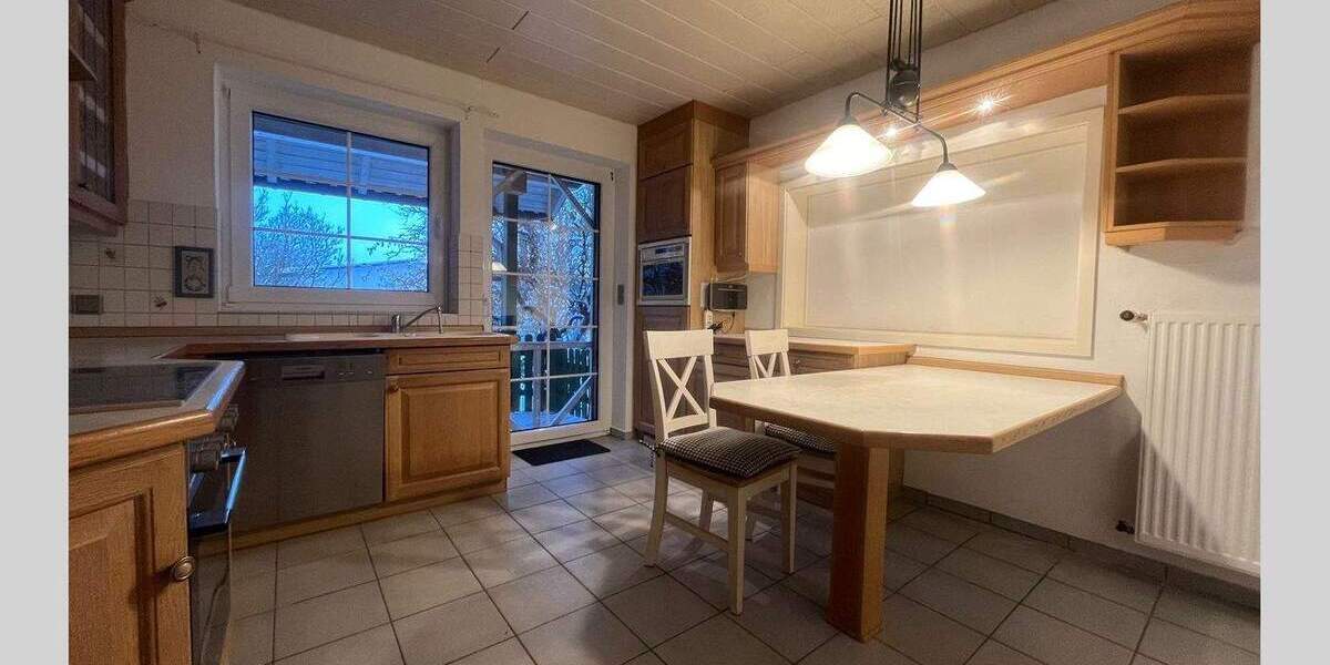 Exklusive 2,5 Zimmer Erdgeschosswohnung mit Kamin und Terrasse in ruhiger Lage von Rönsahl! 2 zimmer