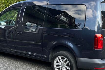 VW Caddy Maxi 96.000 km 22.990 € Hamburg 22041