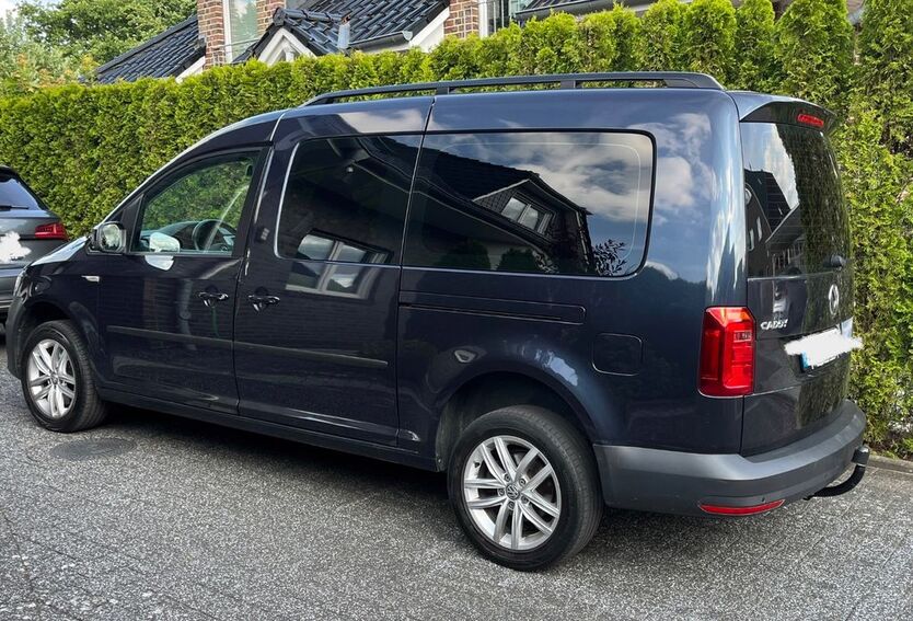 VW Caddy Maxi 96.000 km 22.990 € Hamburg 22041