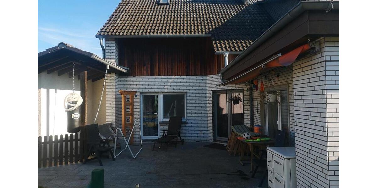 Mehrfamilienhaus, Wohnhaus Korbach - 10 Zimmer, 240 m&sup2;, 450.000&euro; | Angebot:26855887
