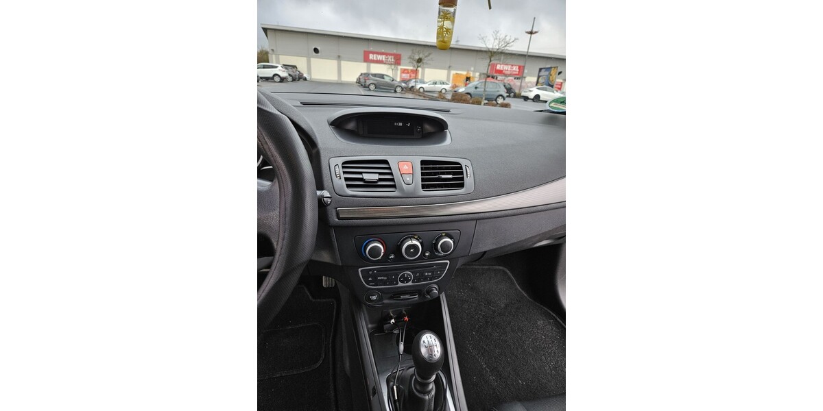 Renault Megane 189.000 km 3.700 &euro; Rennerod 56477