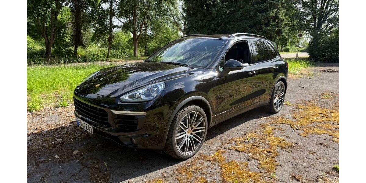 Porsche Cayenne 186.000 km 32.800 &euro; Schwalbach 66773
