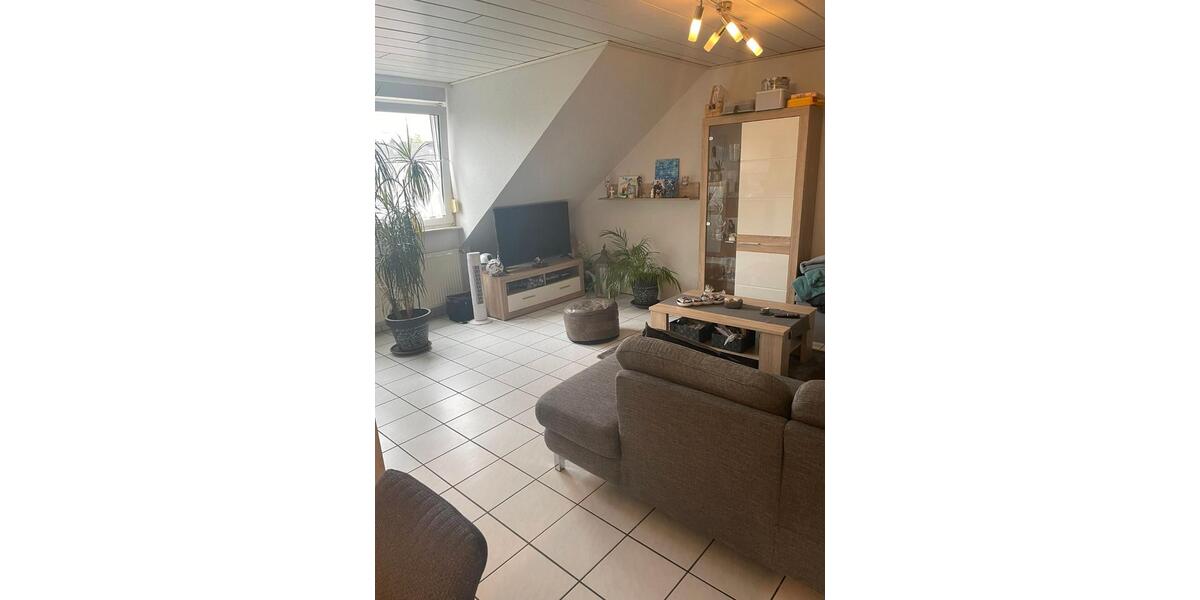 Dachgeschoßwohnung Trier Feyen-Weismark - 2 Zimmer, 73 m&sup2;, 520&euro; | Angebot:26322634