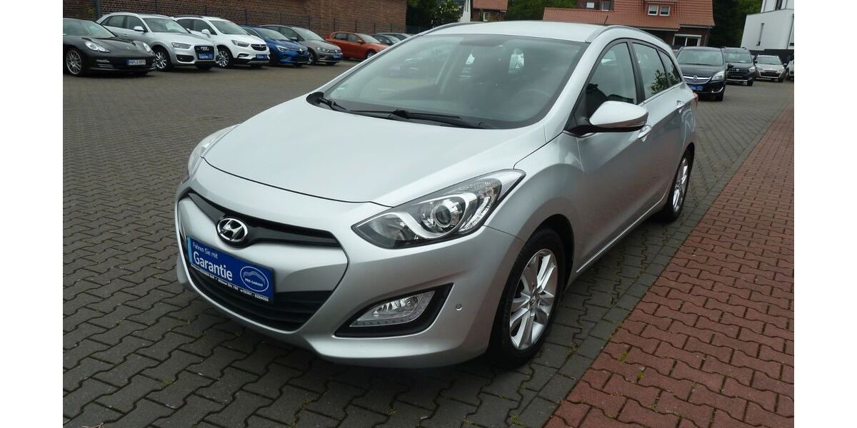 Hyundai i30 75.000 km 7.980 &euro; Hamm 59073