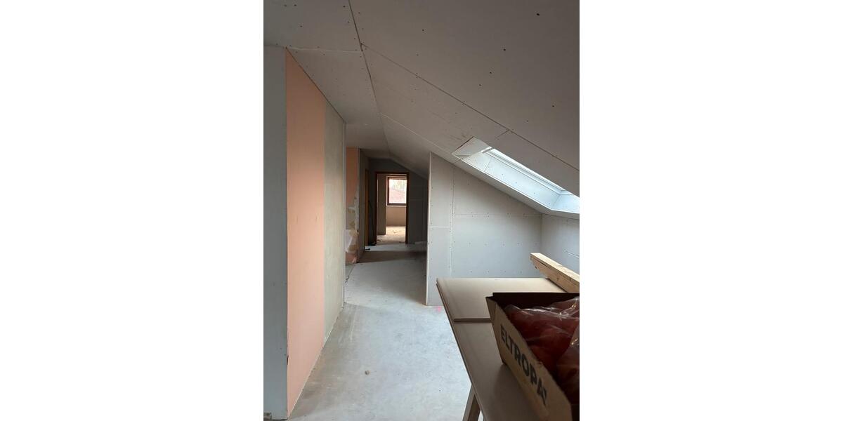 Dachgeschoßwohnung Himmelpforten - 1 Zimmer, 105 m&sup2;, 1.150&euro; | Angebot:25349411