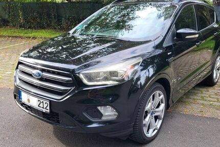 Ford Kuga 133.600 km 12.000 &euro; Neunkirchen-Seelscheid 53819