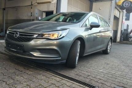 Opel Astra 81.000 km 11.200 &euro; Hadamar 65589