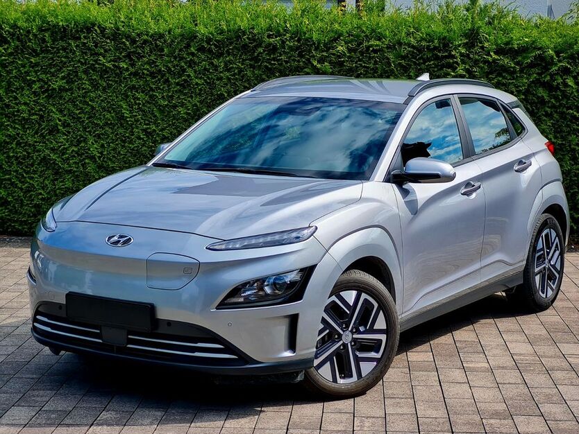 Hyundai KONA 23.000 km 18.900 € Bad Lippspringe 33175