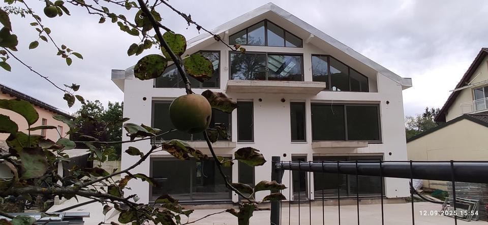 Schöne 3-Zimmer Neubau-Wohnung mit Seeblick in Schwabing