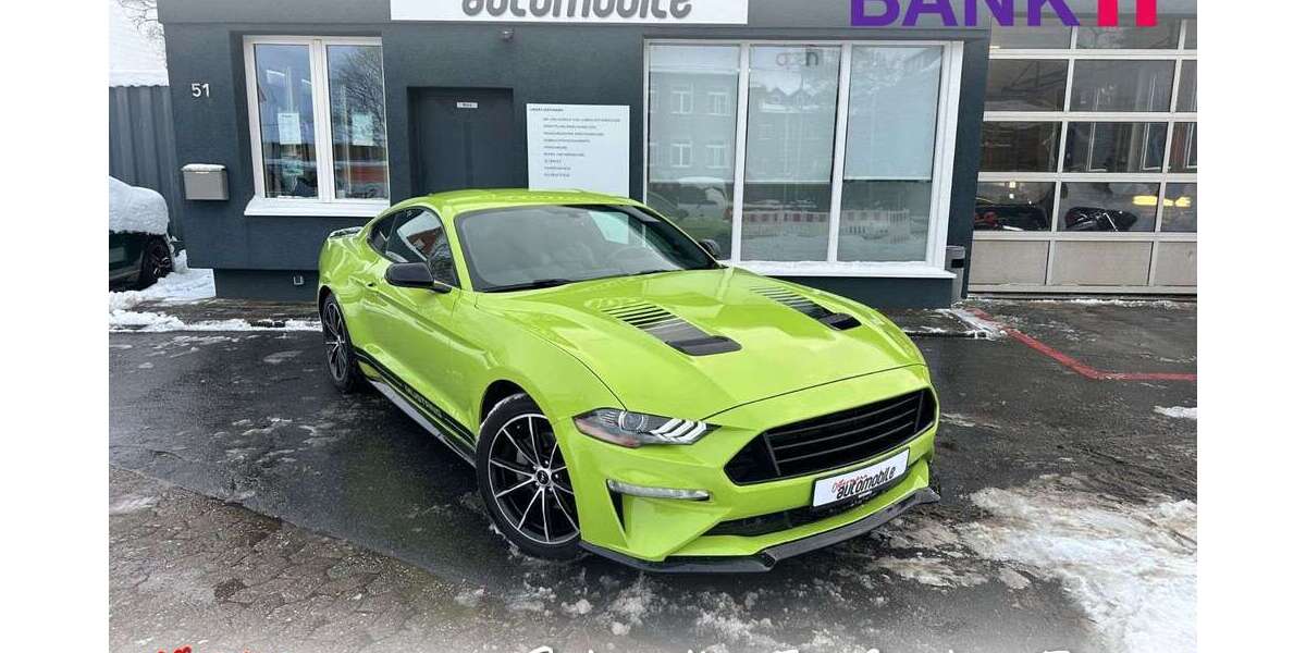 Ford Mustang 60.800 km 26.950 &euro; Stade 21680