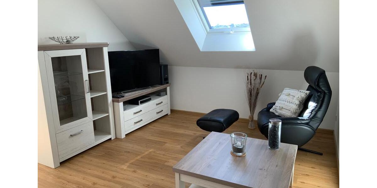 Dachgeschoßwohnung Petersberg - 2 Zimmer, 43 m&sup2;, 490&euro; | Angebot:26338592