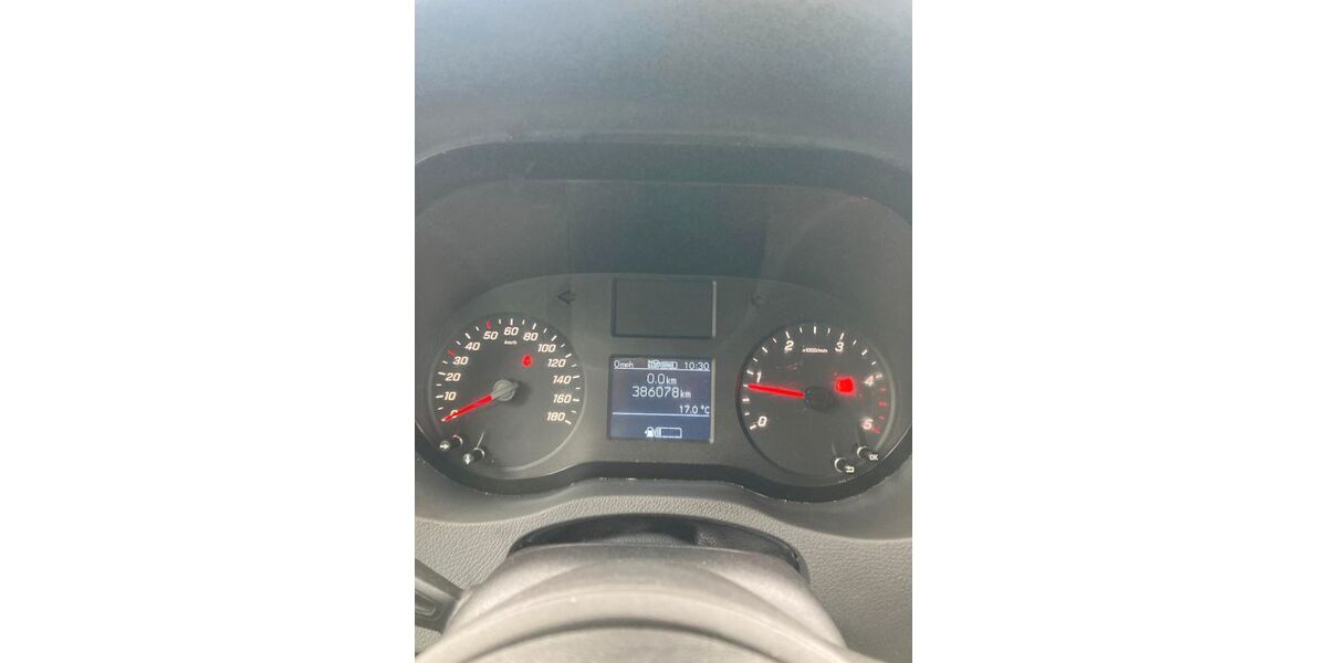 Mercedes-Benz Sprinter 389.100 km 16.200 &euro; Leipzig 04129