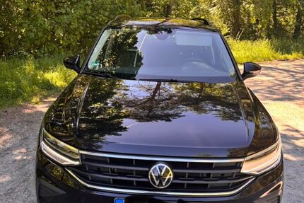 VW Tiguan 61.300 km 21.200 &euro; Schwarzenbach 92720