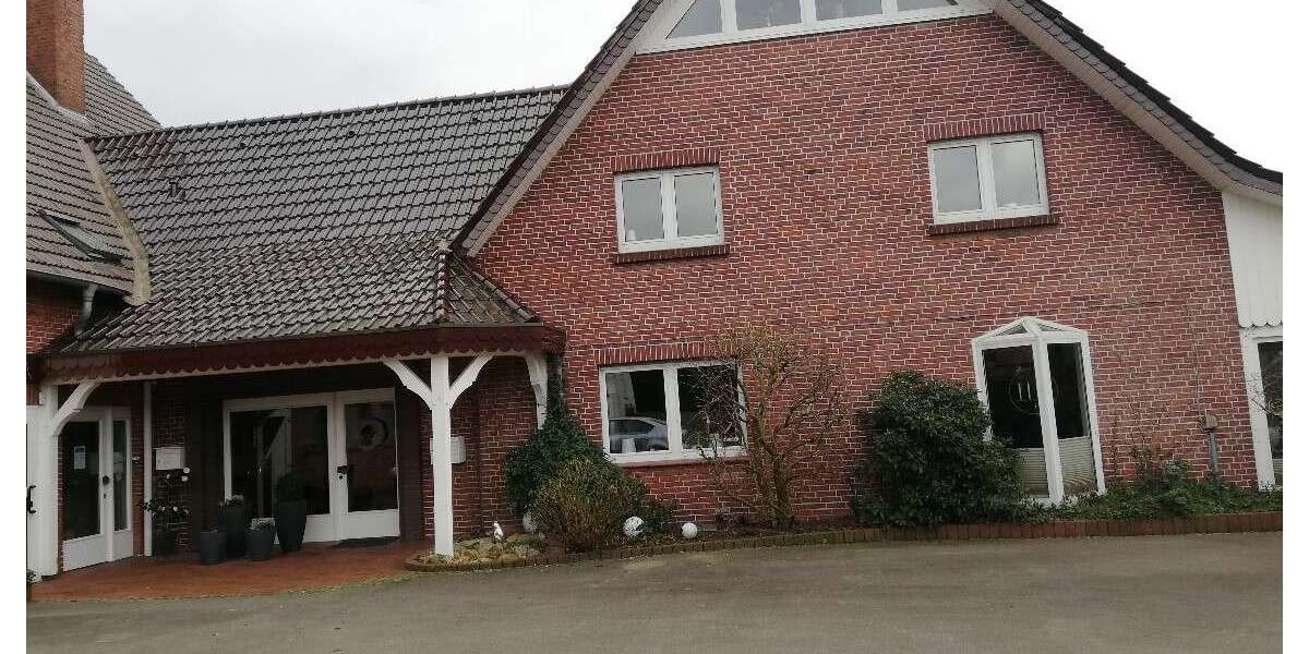 Einfamilienhaus Hüllhorst - 10 Zimmer, 430 m&sup2;, 750.000&euro; | Angebot:24688961