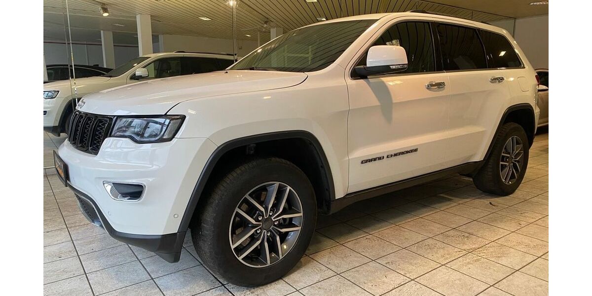 Jeep Grand Cherokee 93.000 km 14.950 &euro; Berlin 12349