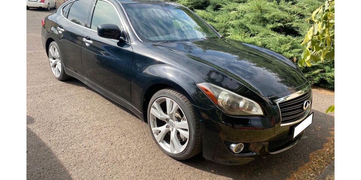 INFINITI M37 143.200 km 15.500 &euro; Dresden Mitte 01067